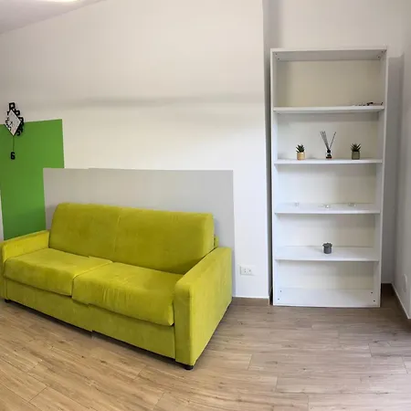 Host & C Apartman *